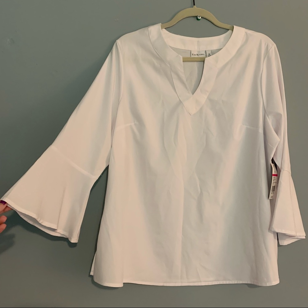 2/$22 ✨ Kim Rogers white blouse
